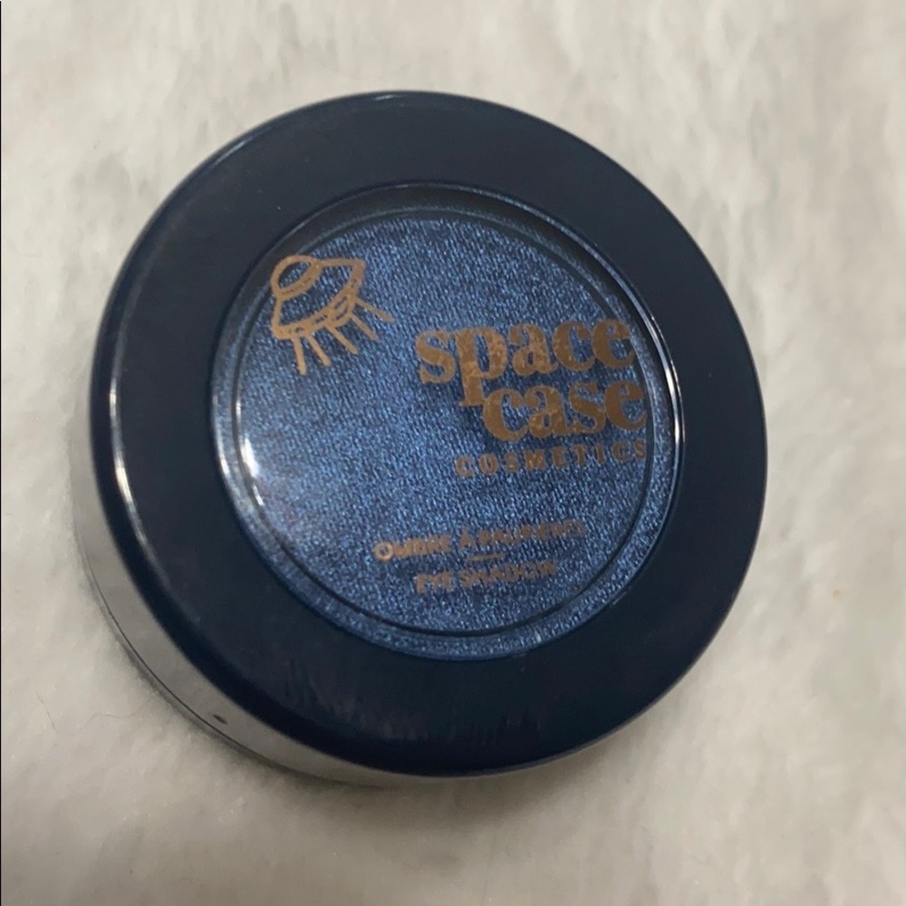 Space case eye shadow